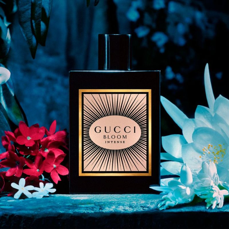 Gucci perfume red square on sale